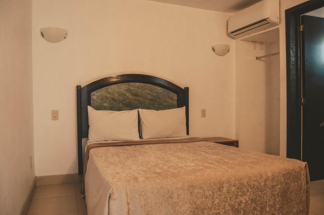 Single Room Double Bed,1007215213:JPEG