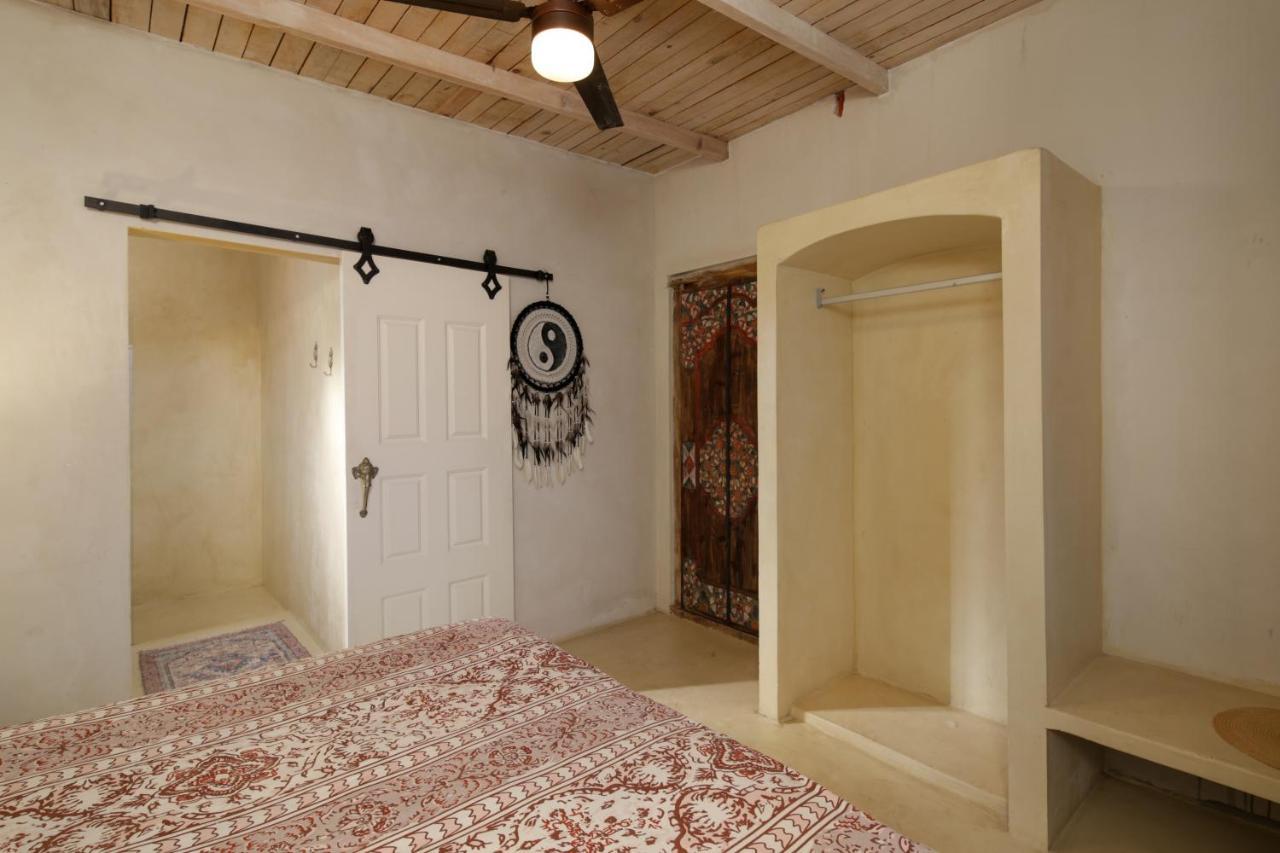 Deluxe King Studio