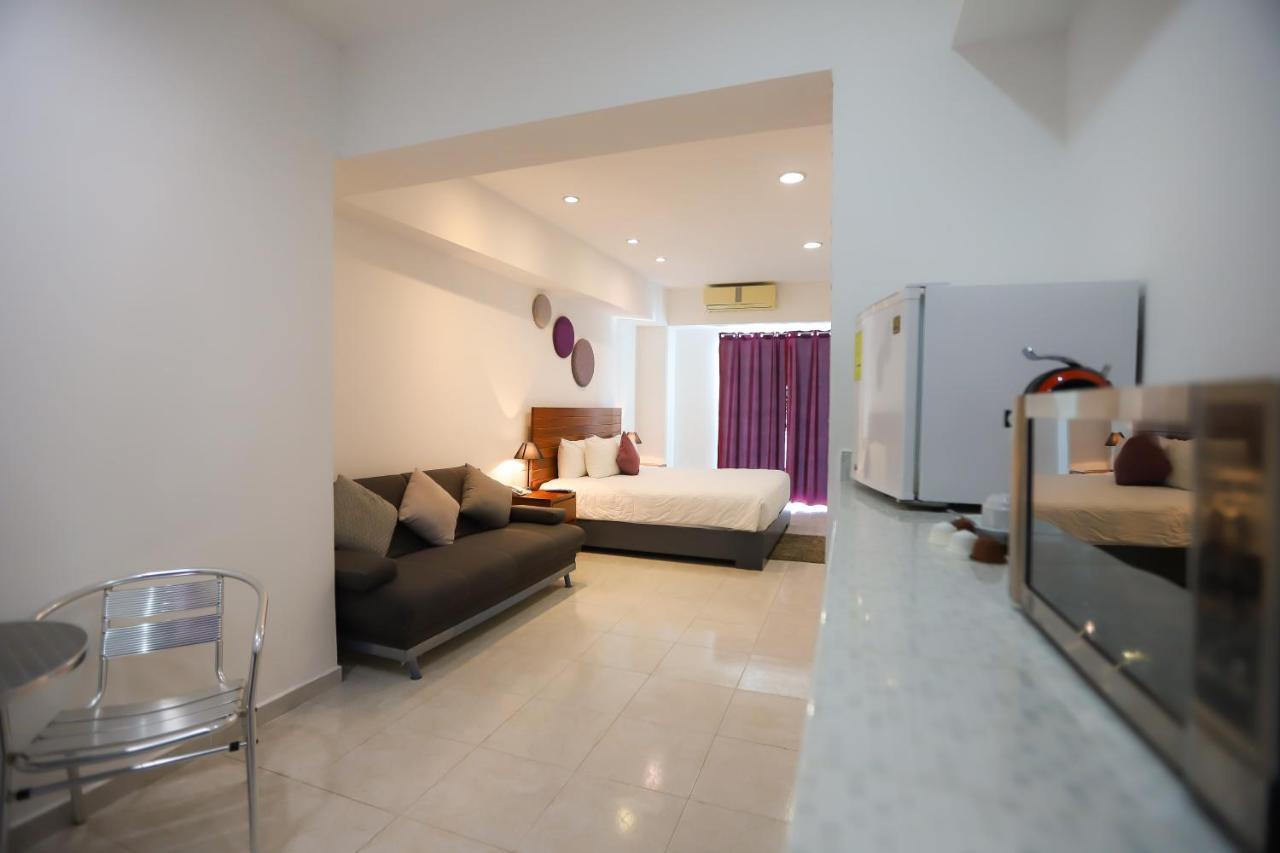 Suite - 1 cama extragrande y 1 sofá cama - No fumadores