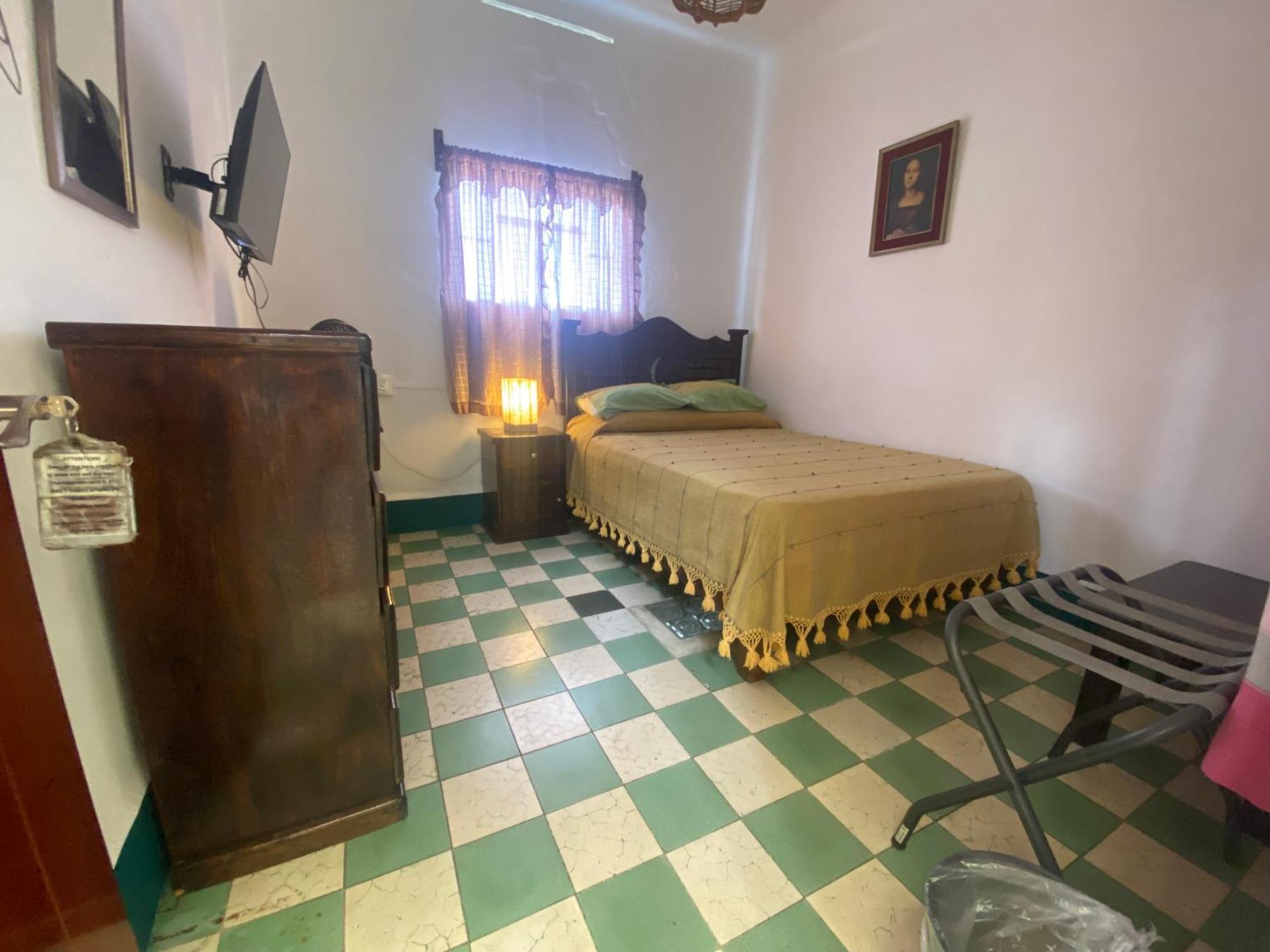 Standard Double Room with Shared Bathroom