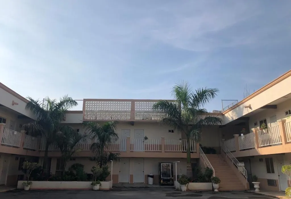 Hotel Nuevo Santander-1