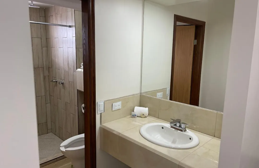 Hotel Plaza OSCARCEL-1