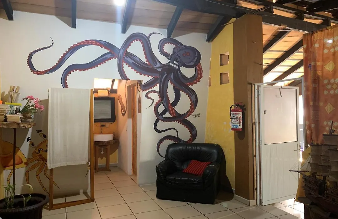 Oyo Hotel Cannacare-1