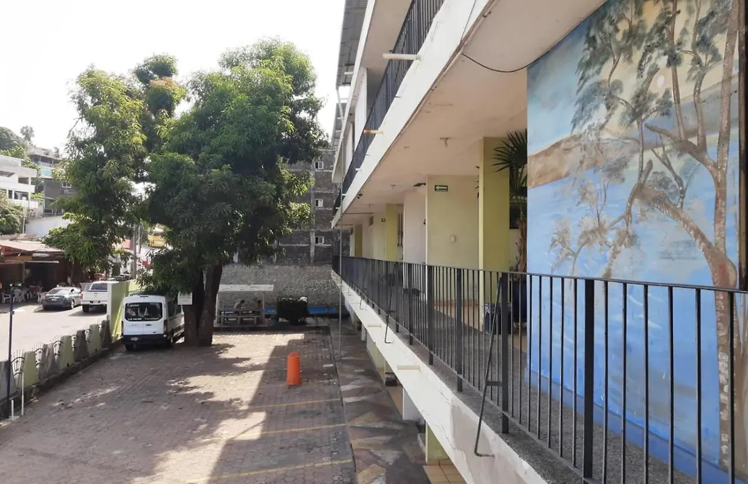 Hotel Avenida-1