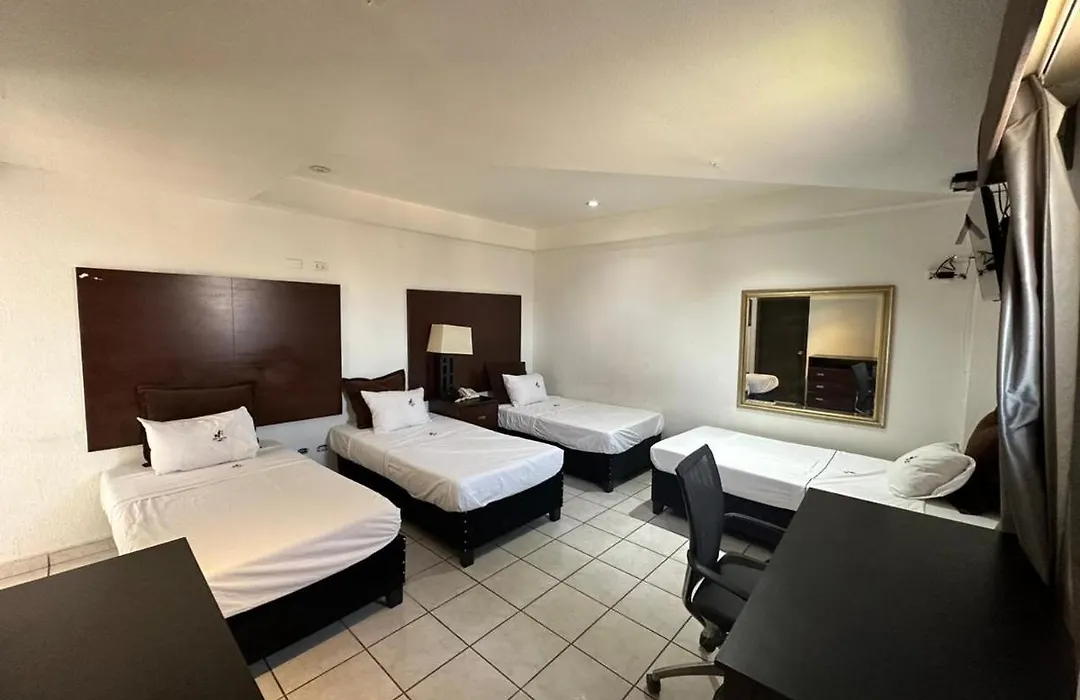 Hotel Don Quijote-1