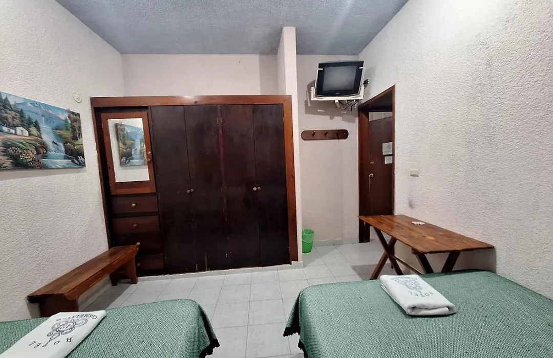 Hotel Carmelitas 42-1
