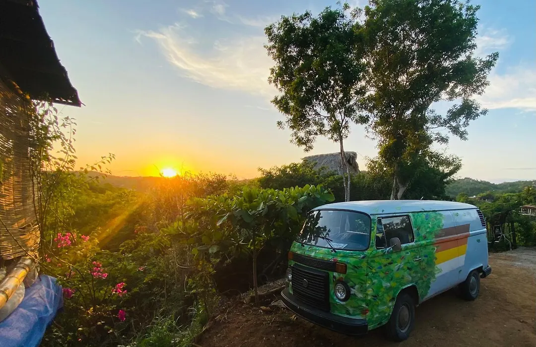Bajo Las Estrellas Eco Glamping-1