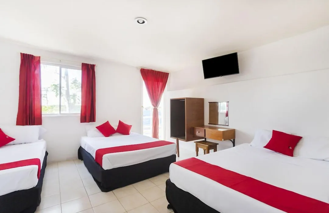 Oyo Hotel Cedros-1