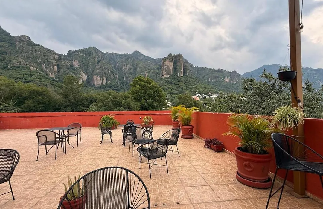 La Pirámide del Tepozteco-1