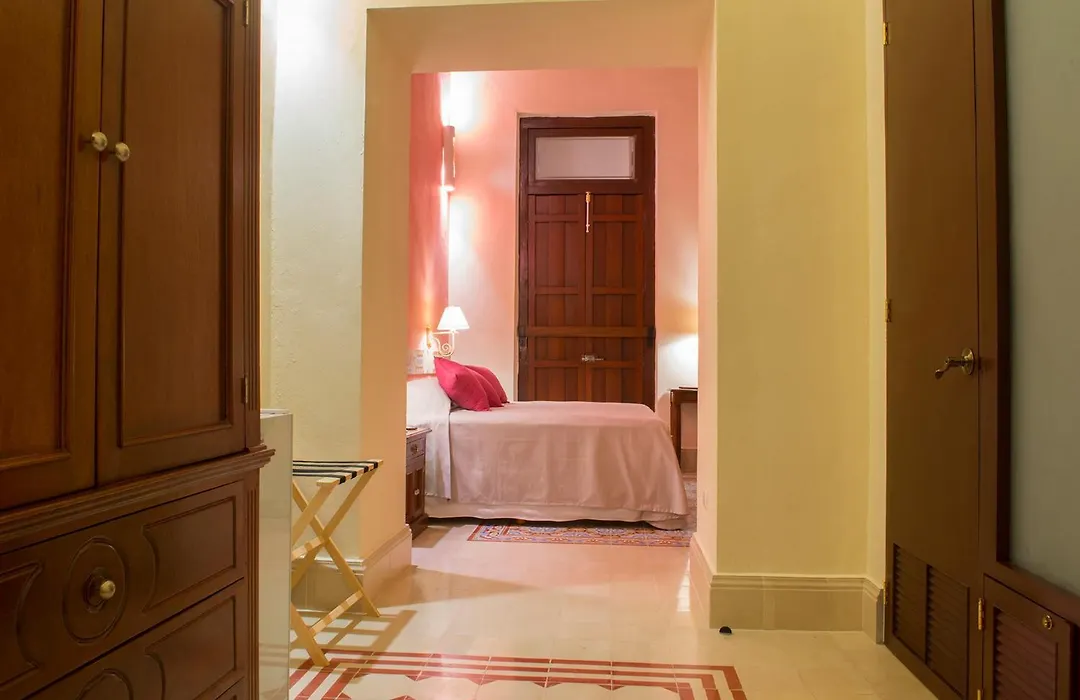Hotel del Gobernador-1