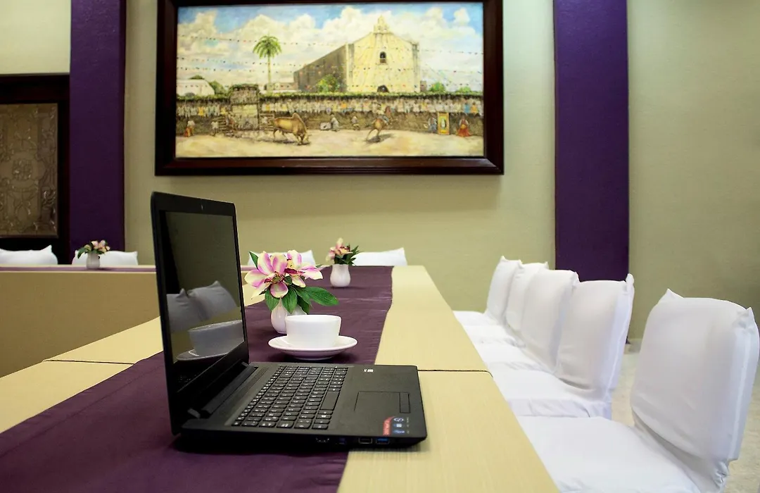 Hotel Plaza Campeche-1