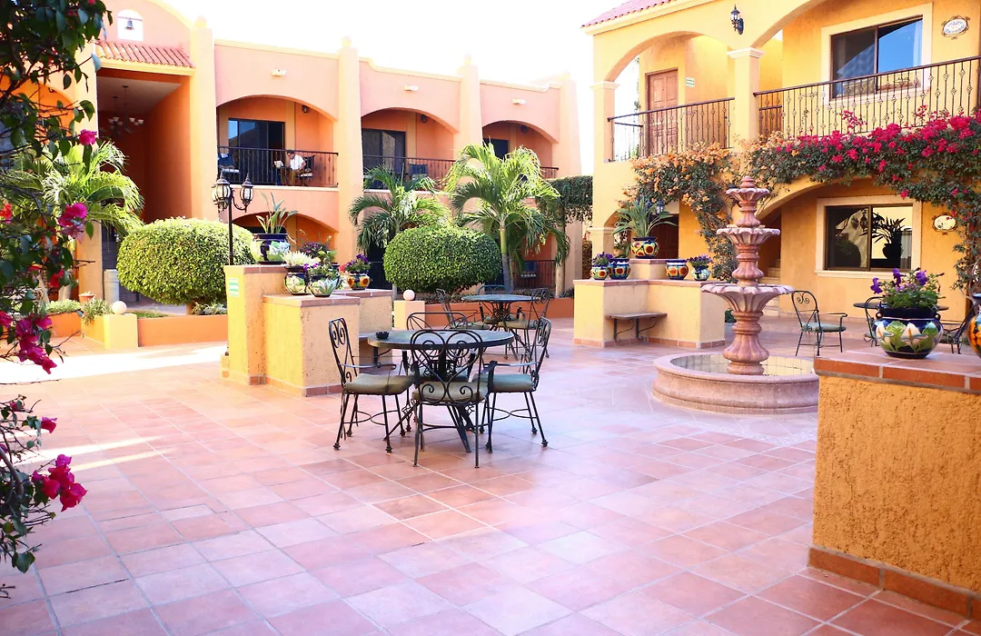 Hacienda Suites Loreto-1