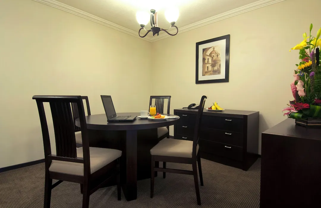 Fiesta Inn Toluca Centro-1