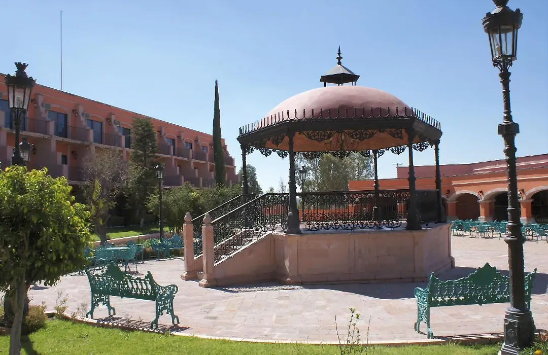 Hotel Casa Grande Y Centro De Negocios-1