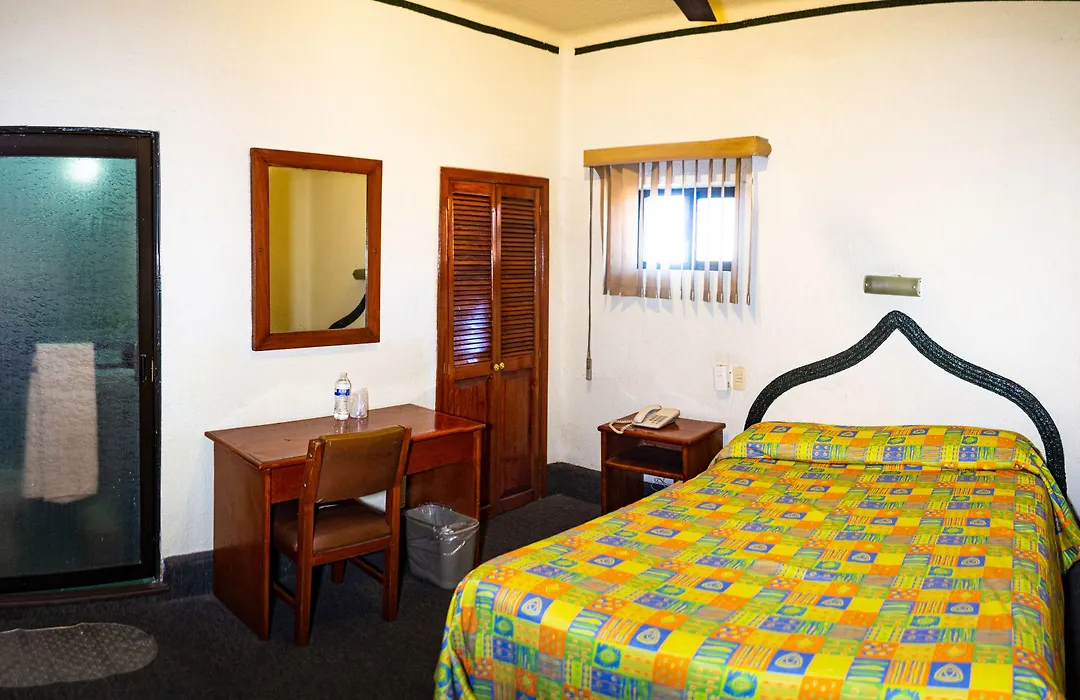 Hotel Guadalajara-1