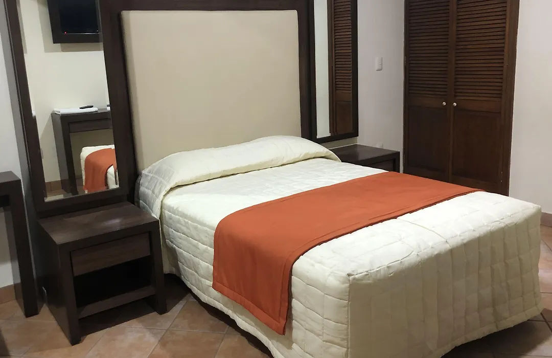 Hostal Nordes-1