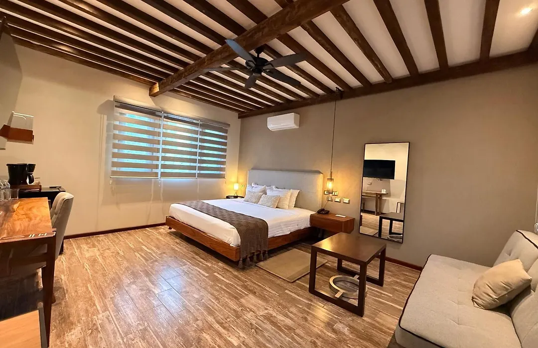 Hotel Arista 1026-1