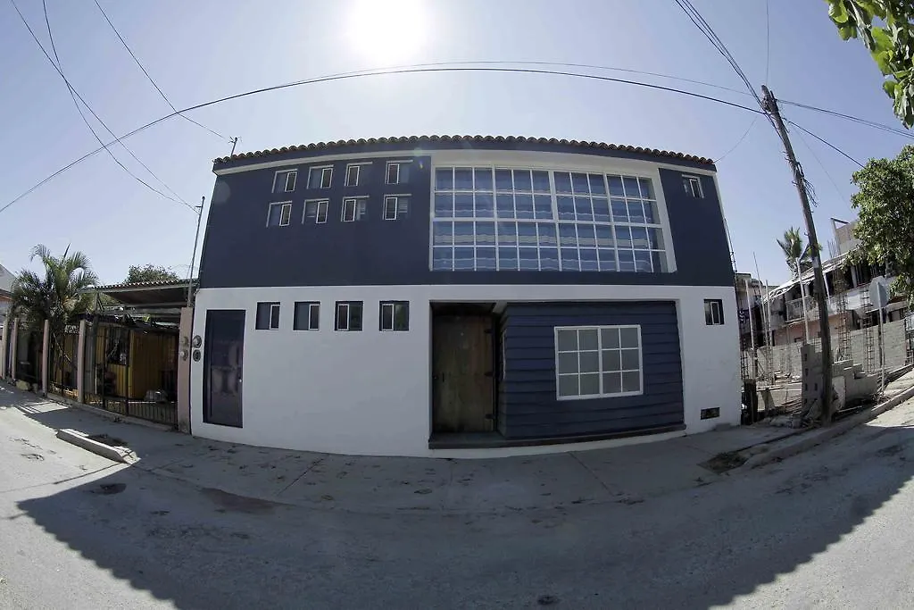 Hostal Azul y Blanco-1