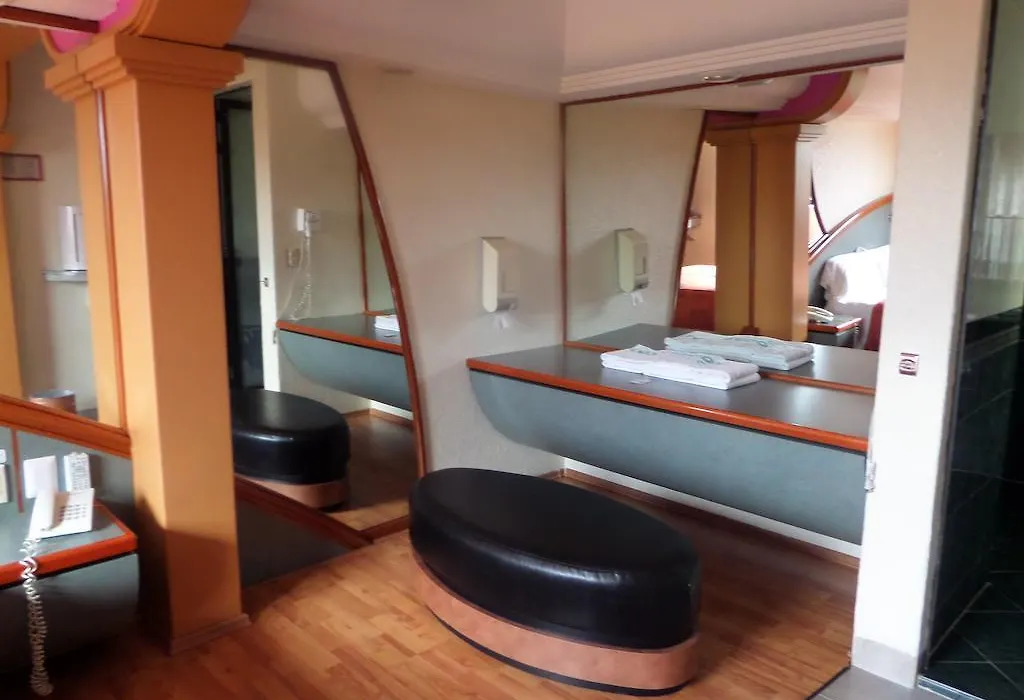 Motel Los Prados - Adults Only-1
