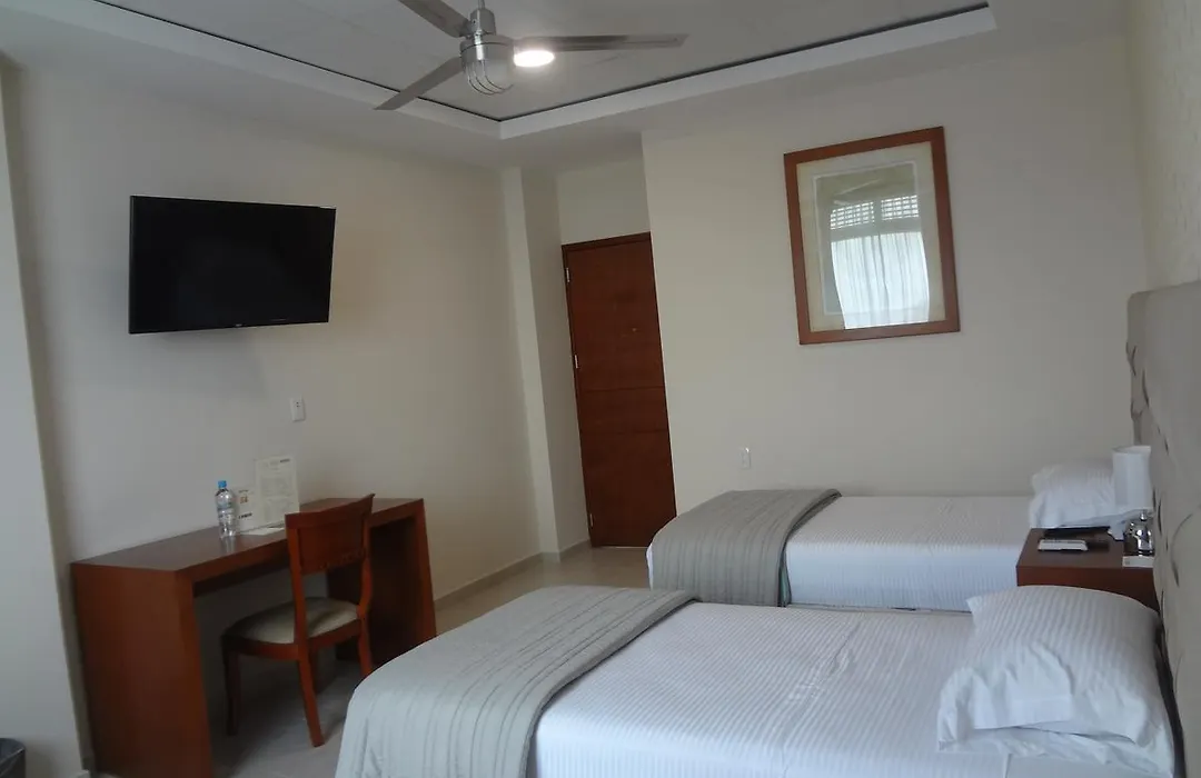 Hotel Civic Express-1