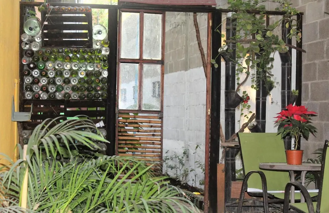 La Casa Del Jardin-1