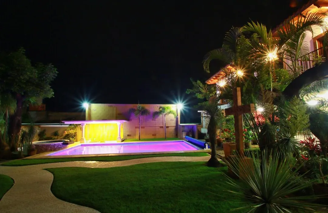 Hotel Concierge Flor y Canto-1