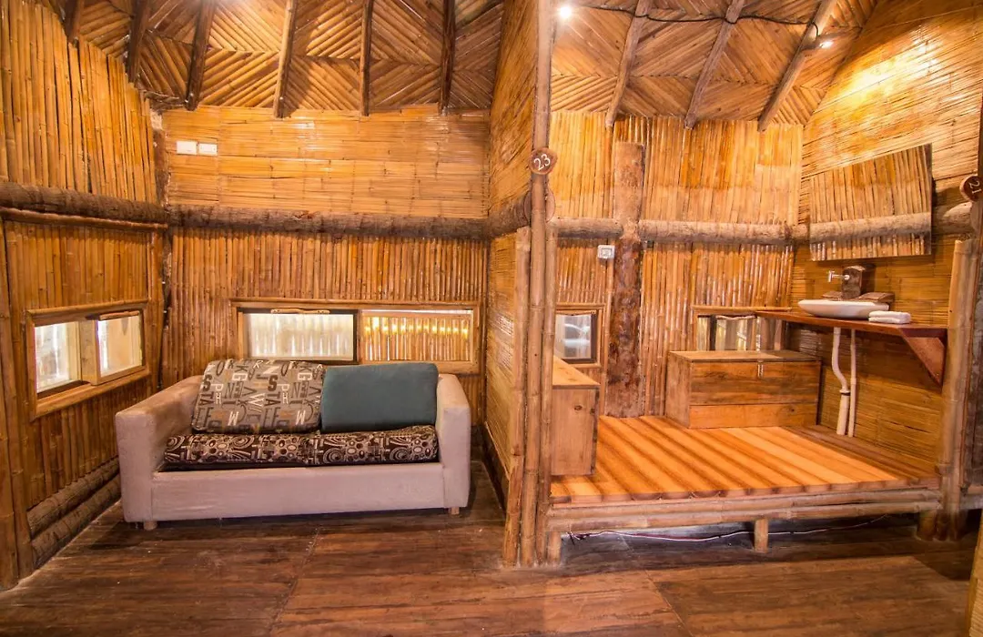 Bambu Gran Palas Hostal Party-1