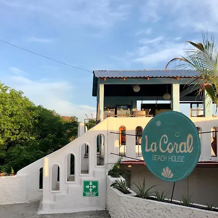 La Coral Beach House-3