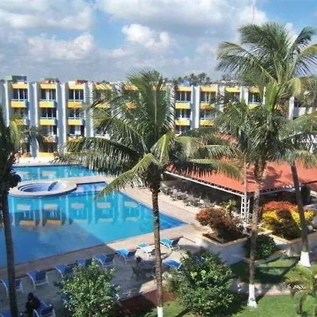 Costa Sol Hotel And Villas-3