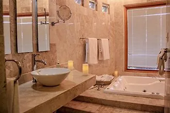 Las Puertas Al Cielo Suites-3