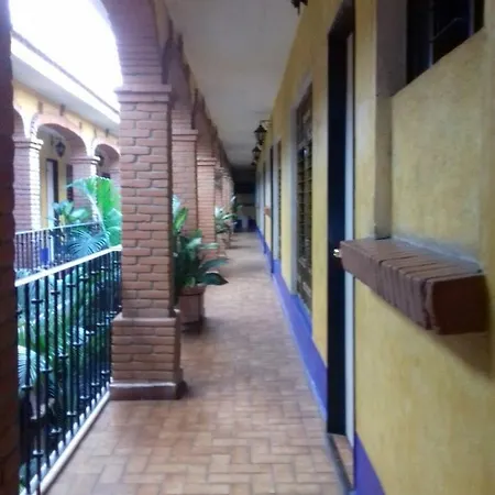 Hotel Colonial Rivera-3