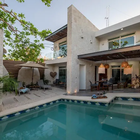 Casa Del Arbol-2