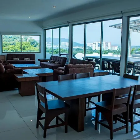 La Loma Suites-3