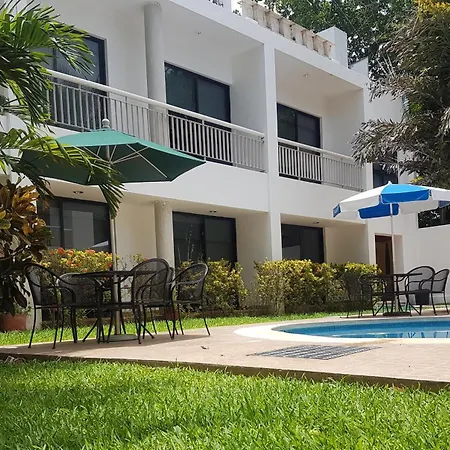 Hotel Holly-3