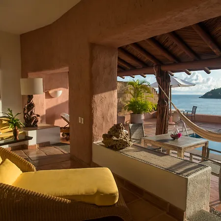 La Casa Que Canta (Adults Only)-3