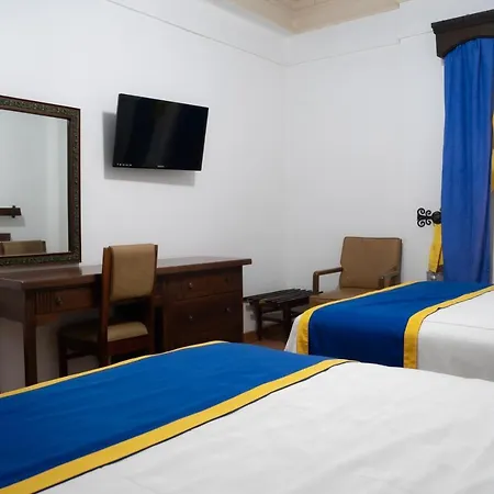 Hotel Sierra Gorda-2