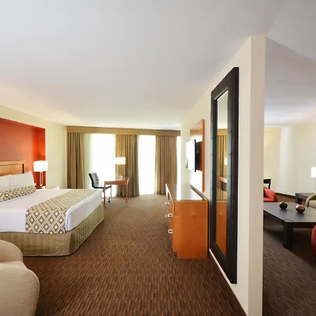 Crowne Plaza Monterrey Aeropuerto, an IHG Hotel-2