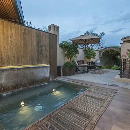 Casa No Name Small Luxury Hotel-2