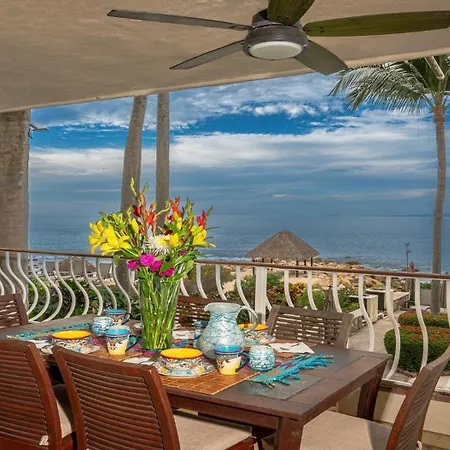 Ocean Front, 3 Bedroom, 3 Bathroom, Casa Natalia, Playa Esmeralda-2