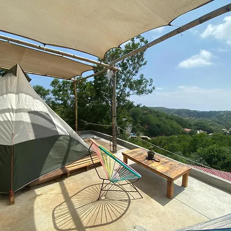 Bajo Las Estrellas Eco Glamping-3