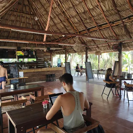 Glamping Asana Bacalar - Yoga & Canoa - Free Bikes-3