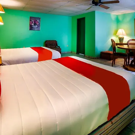 Hotel Canada, Guadalajara-2