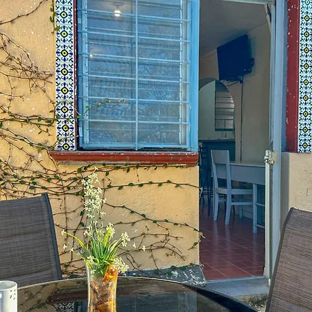 Suite para 4 con Terraza Privada, en el Corazón de Chapalita 11-2