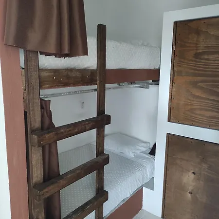 The All Inclusive Hostel - Food, Drinks And Transportation To The Beach And Cenotes-2