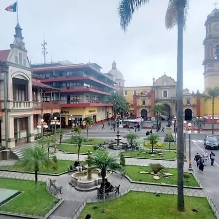Hotel Plaza Palacio-3