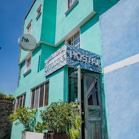 Hostal Makea Pachuca-2