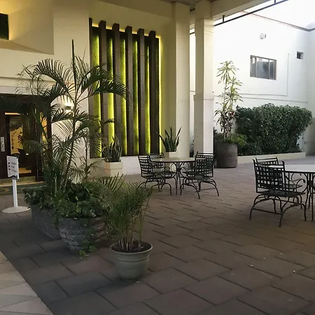 Quality Inn Ciudad Obregon-3