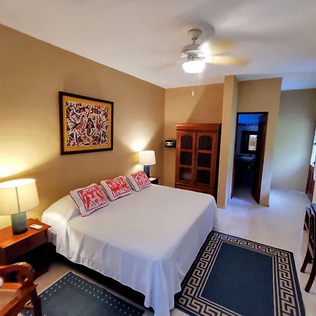 Hotel Boutique Casa Quetzal-3