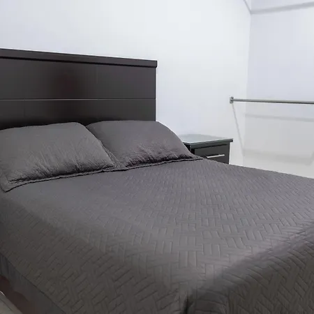 Apartamentos Torre II Condominios-3