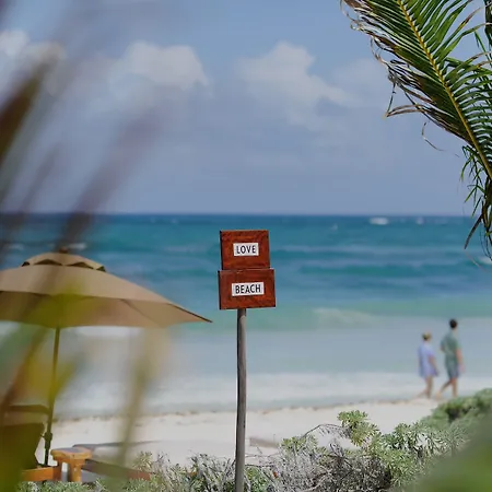 Casa Ganesh Beachfront Tulum Hotel-3